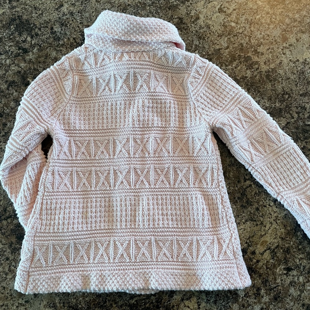 Pink akini sweater size 2T - Picture 4 of 4